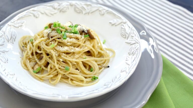 海苔の佃煮とチーズの和風パスタ