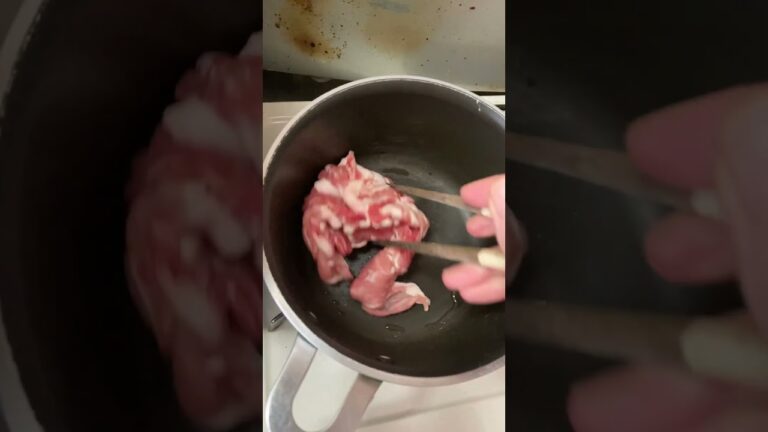 豚バラで、ピリ辛スープ