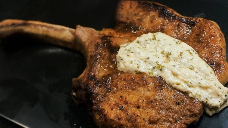 深夜に食べたいトマホークステーキの作り方