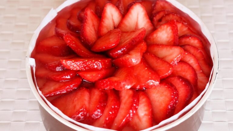 苺とオートミールのレアチーズケーキ作り方　　How to make Strawberry and Oatmeal Rare Cheese Cake