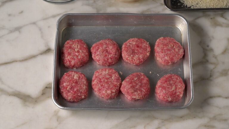 「れんこん入りメンチカツ」の作り方