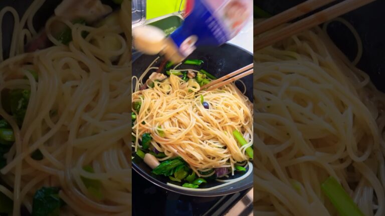 醤油ベースのパスタ❗️ #料理 #家庭料理 #ご飯 #パスタ