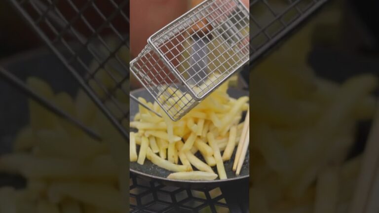 贅沢キャンプ🏕カンタン激うま映えキャンプ飯｜ポテトフライ🍟 #キャンプ #キャンプ料理 #キャンプ飯 #キャンプ飯レシピ #ソロキャンプ #激ウマ #ポテトフライ