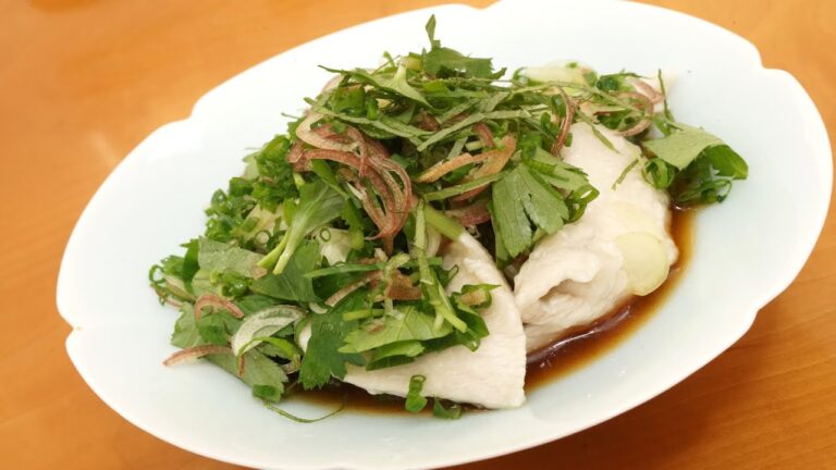 鶏むね肉を柔らかく美味しく食べられる「水晶鶏」の作り方（茹で方がポイント）