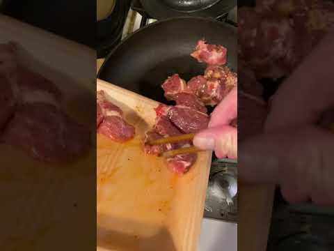 【豚肉ステーキ】〜肉を焼いただけ〜　#料理  #節約 #自炊  #ごはん  #ひとり暮らし  #男飯  #shorts