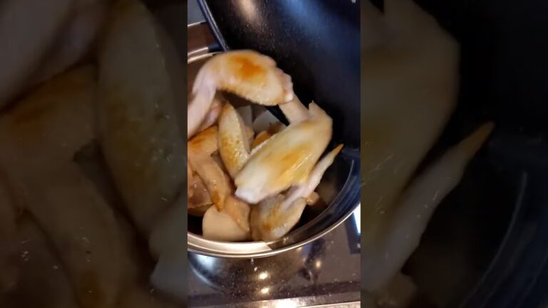 手羽先大根 #shorts #手羽先 #大根 #煮物 #手羽先大根 #slowmotion