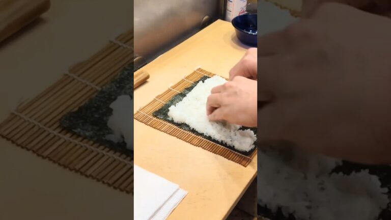 海鮮バラちらし巻き寿司を作る！ Making sushi rolls #巻き寿司 #sushi #すし #恵方巻き  #japanesefood