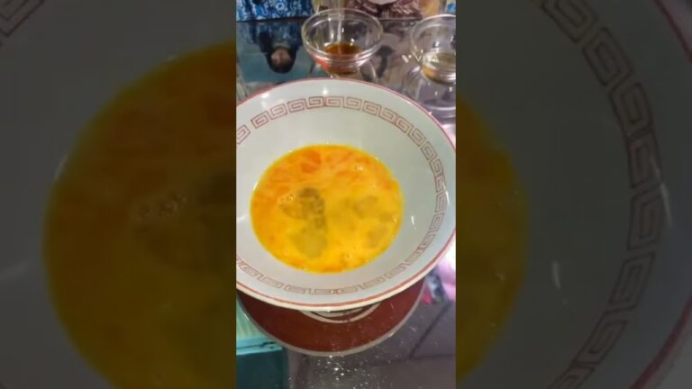 器に注ぐだけ卵スープ✨　#卵 #スープ #小松菜