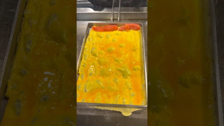 鉄板で焼く明太子2本入った卵焼き #japanesefood