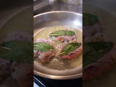 本物のサルティンボッカを作って食べる！【Saltimbocca alla Romana】 #shorts