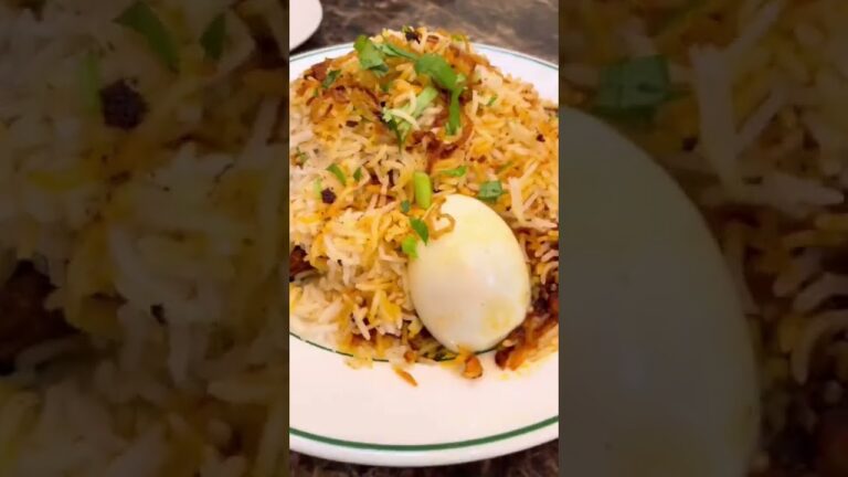 南インド料理の名店、マハラニのビリヤニ