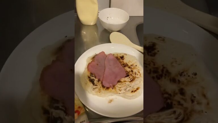 月収180円男の貧乏飯【餅チーズブリトー】#料理 #餅レシピ #ブリトー #チーズ