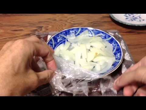 1分クッキング♪温かい玉ねぎサラダ Hot Onion Salad