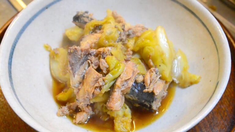 鯖缶とキャベツの煮物の作り方　　How to make stew of cabbage and canned mackerel