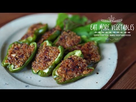 キヌア新しい食べ方発見?! キヌアとキノコたっぷりのピーマンの肉詰風：How to Make Stuffed Sweet Pepper | EAT MORE VEGETABLES