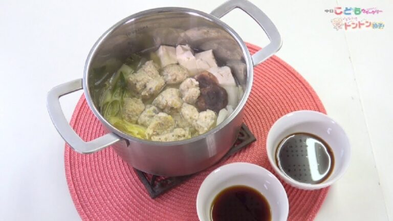 鶏団子入り寄せ鍋のレシピ
