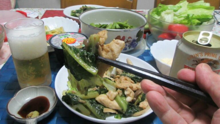 ロメインレタスと鶏肉のしょうゆマヨソテー