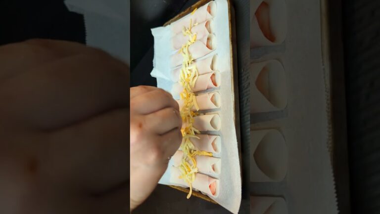 カニカマ餃子ヤバい #shorts #料理 #レシピ #カニカマ #餃子の皮