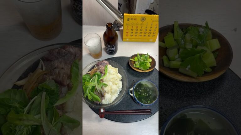 ビーフステーキ丼。