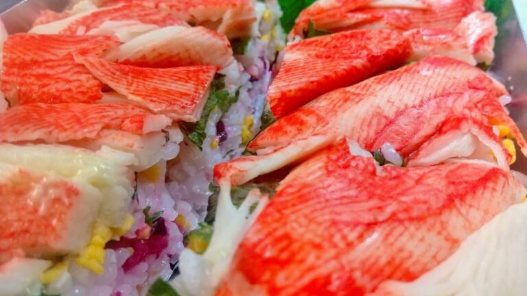 カニカマの押し寿司。タッパーで、簡単に出来ます。#japanese #food #cooking #home