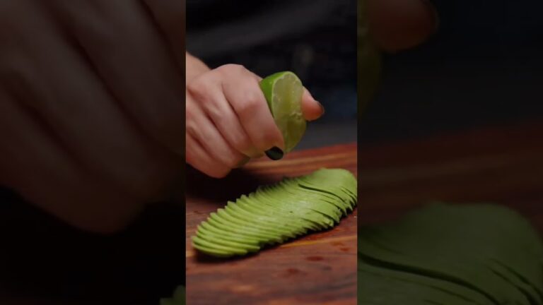 Авокадо с тунцом. Брускетта - Тост недели 👌