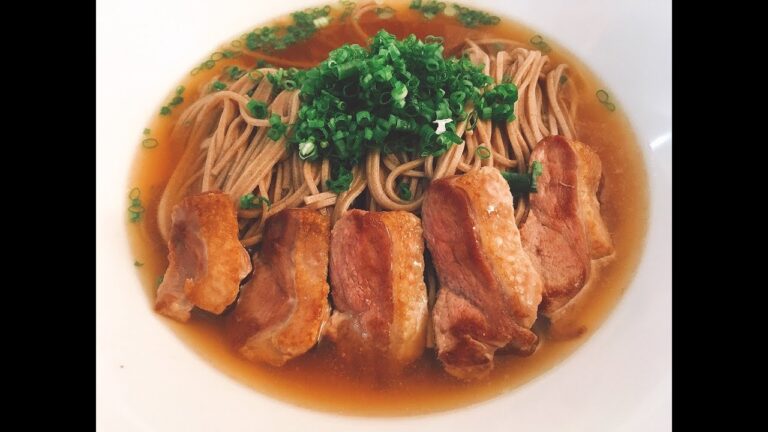 日本人なので年越しそばを食べます（鴨南蛮蕎麦）