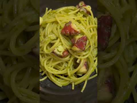 #Shorts タコのジェノベーゼ（バジル）パスタの作り方！！
