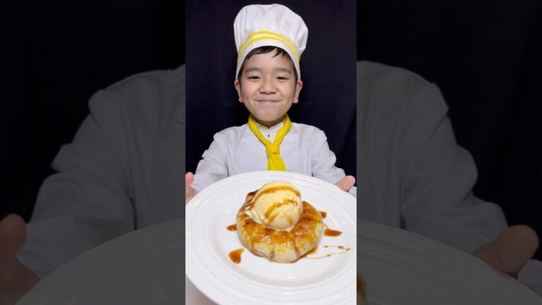 Caramel Apple Pie!! #tsukune #cooking #sweets