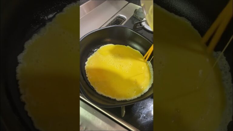 ＼オカン流／ふわふわオムレツの作り方〜失敗バージョン〜 レシピはコメント欄に記載 #shorts