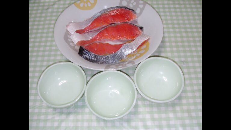 電子レンジで鮭（生）を「チンチン」してみる