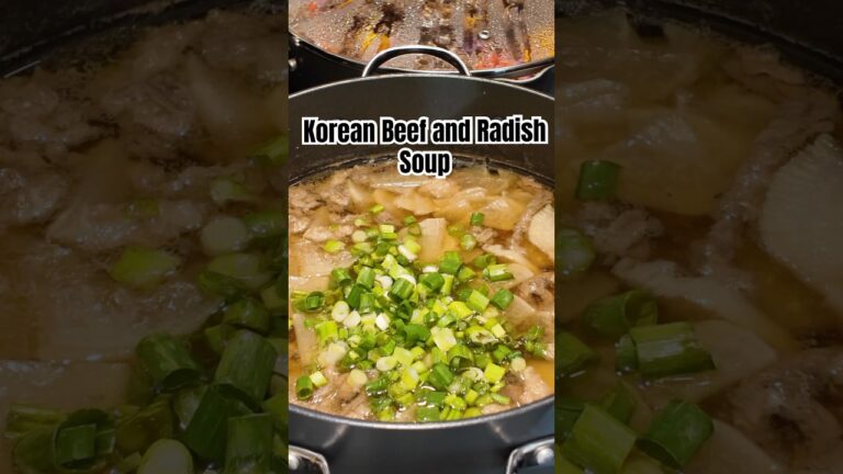Korean Beef and Radish Soup 소고기 무국 (Soegogi Muguk) 🥣#koreanfood #easyrecipe #food #cooking #healthy