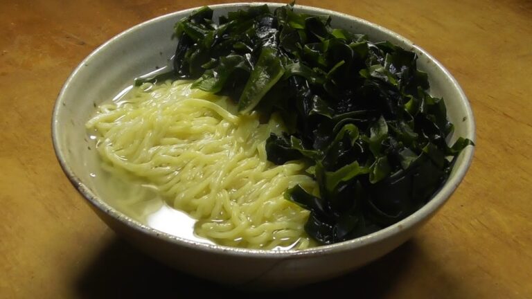 ワカメ塩ラーメンの作り方