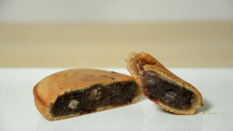 【京都 若菜屋 和菓子】ほっこり餅 つぶ餡 ニッキ風味 Kyoto Wakanaya Wagashi Hokkori Mochi, Tsubuan, Nikki Flavor