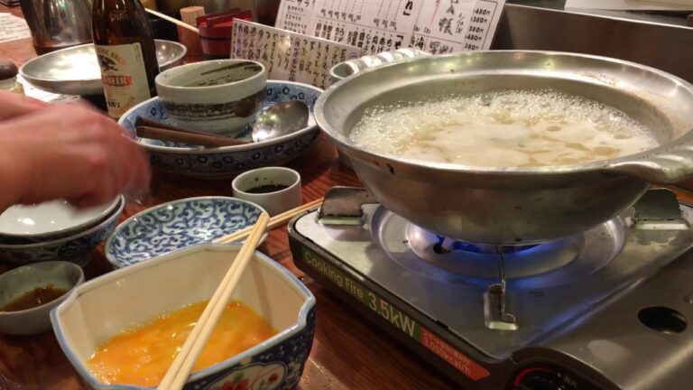 地下鉄花園町駅前の吾作どんで美味しいフグ雑炊の作り方