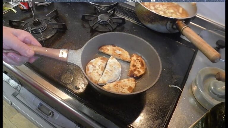 幸運な病のレシピ（ 110 ) 茄子と牛肉、エリンギと豚肉、半月餃子シャービン、大根の味噌汁