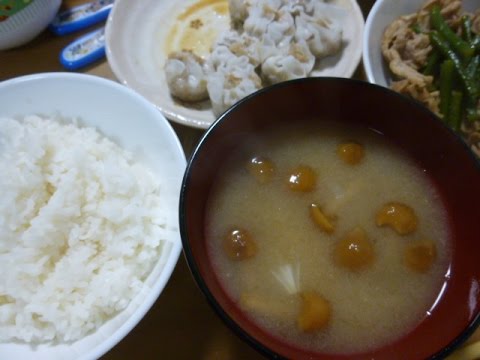 【レシピ】なめこと玉ねぎの味噌汁♪