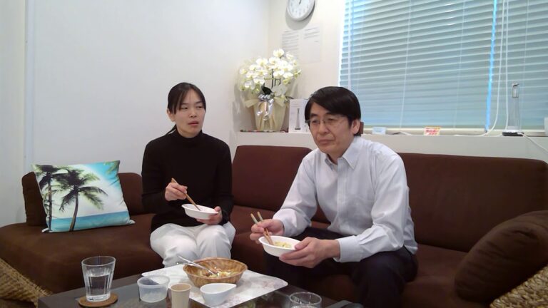 NHKのガッテンを見た後に白菜とベーコンとナッツのサラダを食べてみました