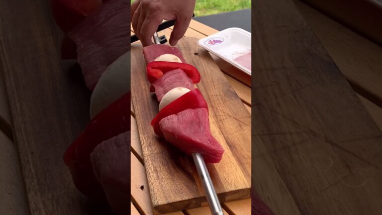 【ソロキャン飯】自作焚き火台で牛肉のBBQ串。#shorts #camping #cooking