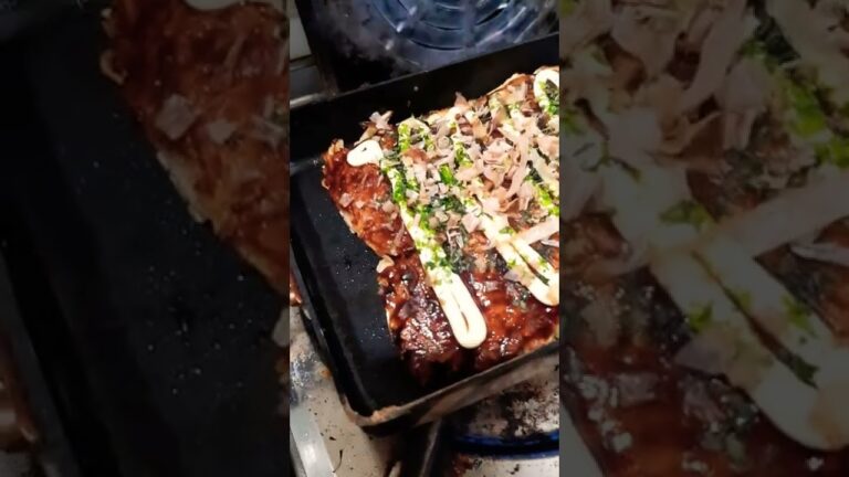 オートミール お好み焼き ベーコン 玉 四角 貧乏 料理 シャア専用 ぐわんばる殿下