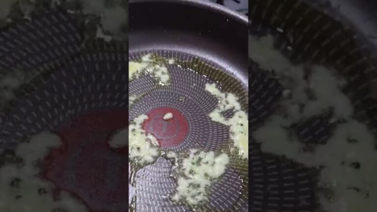 【パスタ】アボカドの大人パスタ‼️柚子胡椒の香りがたまらない‼️ #shorts #パスタ #男の真夜中クッキング