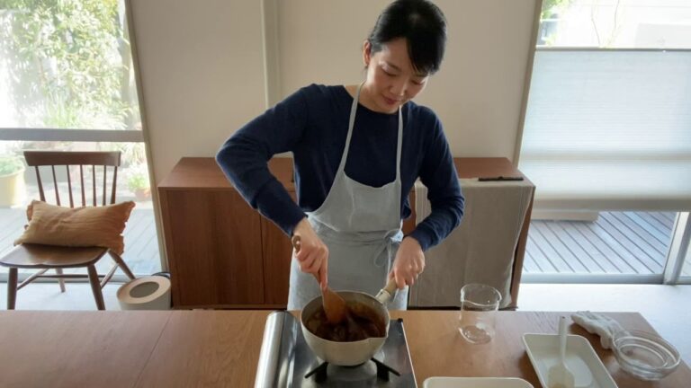 黒糖わらび餅　Warabi-mochi