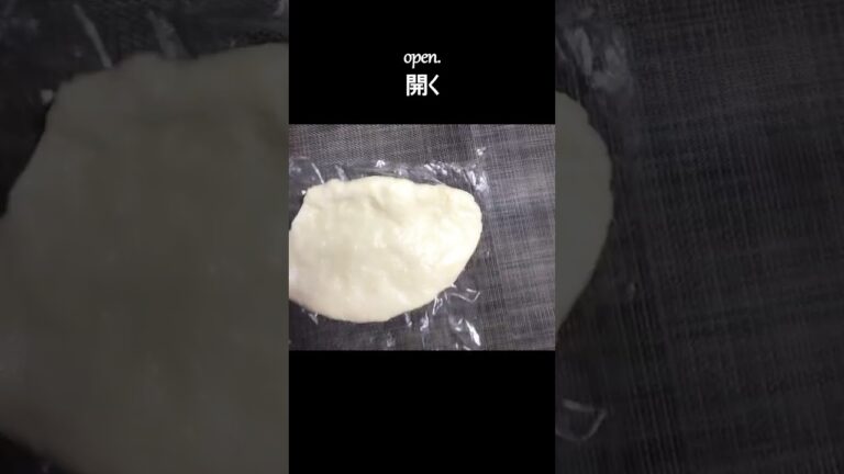 【簡単パン】#フライパンで作る #超簡単パン #洗い物少ない #手も汚れない #時短パン #shorts