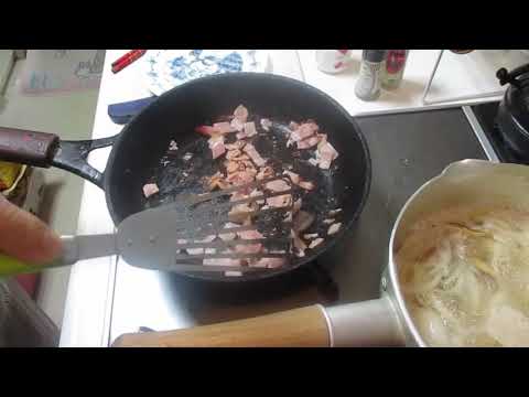 ベーコン玉ねぎ干し椎茸のスープ：前半