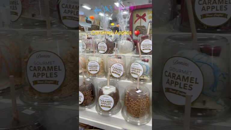 Caramel Apples At The Big Apple #sweet #youtubeshorts #shorts #shortvideo #short #shortsfeed