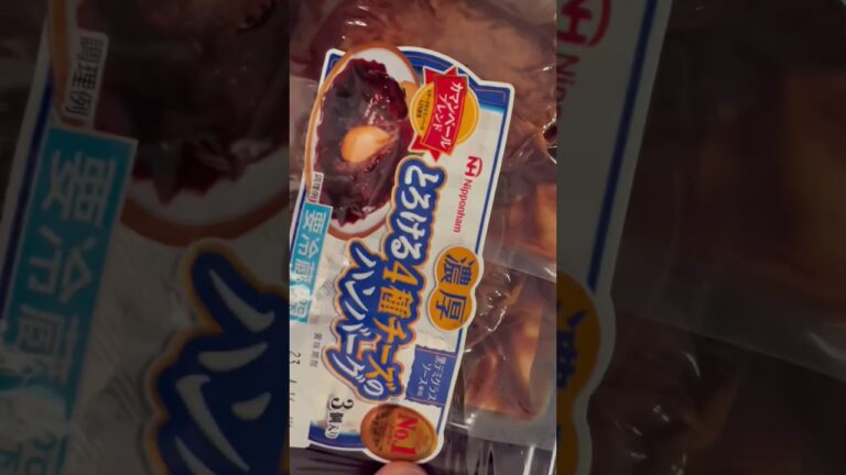 食パンとチーズインハンバーグを使った簡単ハンバーガー #キャンプ飯 #ハンバーガー #ホットサンド