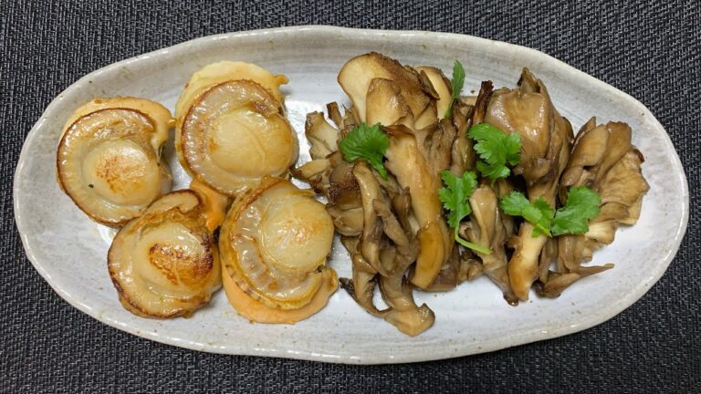 ホタテと舞茸のバター醤油✨ 【シンプルライフの朝ごはんチャンネル】[simple_life’s morning channel]