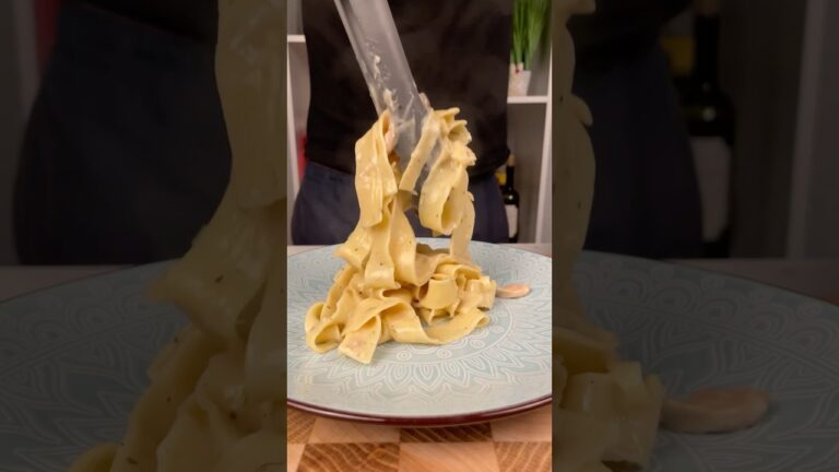 Bechamel pasta with mushrooms 🍄😋 #alex_is_cooking #cooking #foodblogger #foodyoutube #recipe