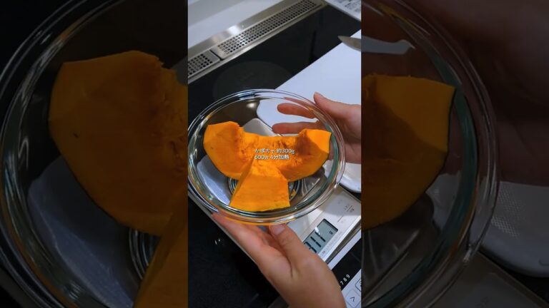 かぼちゃの濃厚シチュー #halloween #vlog #recipe #お菓子作り #パン作り #料理 #毎日投稿