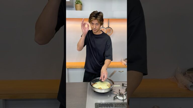 【お好み焼きにソースマヨビーム❗️これで決まる❗️】 #shorts#お好み焼き#料理#cooking