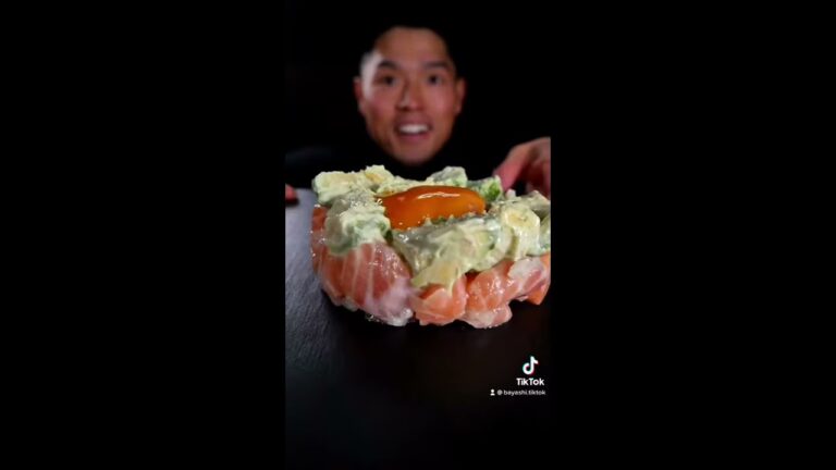 #Shorts​【Tik Tokで620万再生】アボカドとサーモンのミルフィーユ
